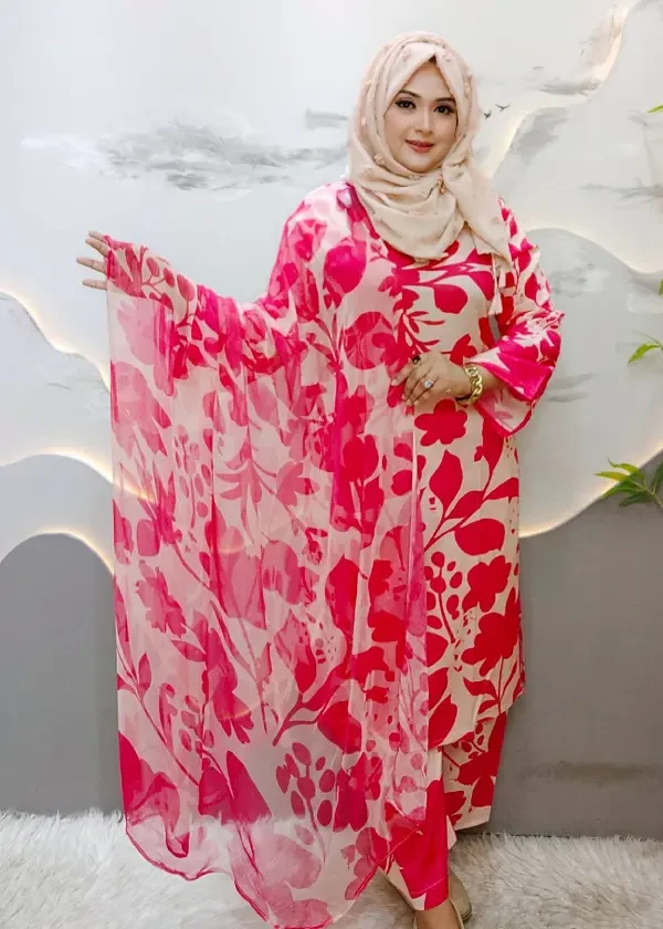 Coco print lawn (peach n...