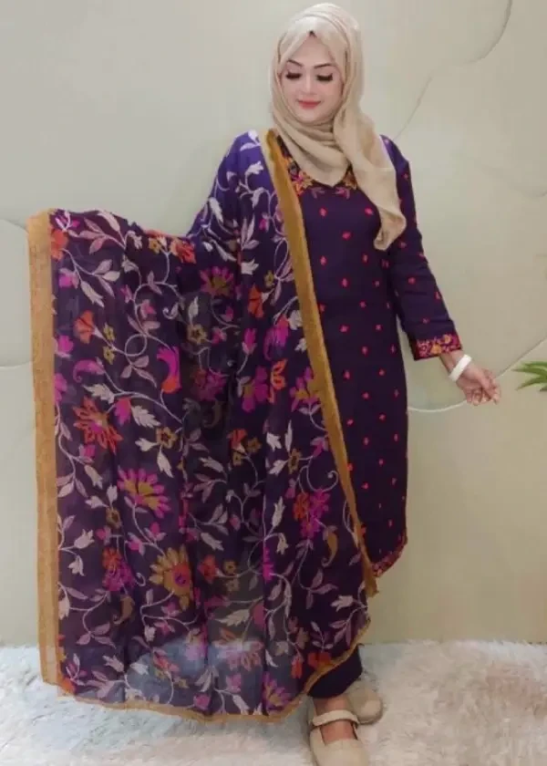 Khadi stitch floral ganga...