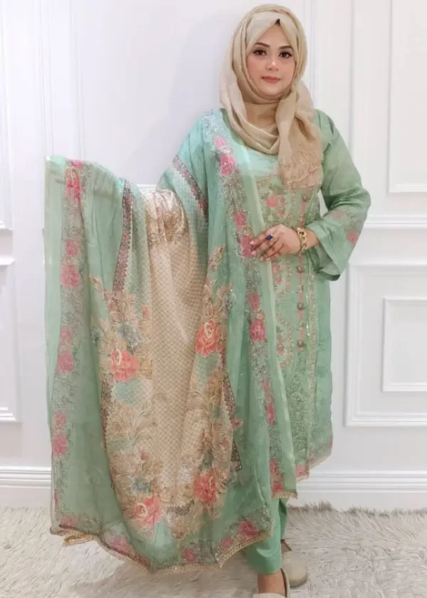 Rakhi inspired emb (pesta...