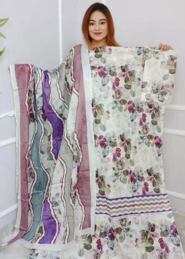 Rose leaf ayesha noor