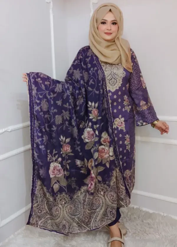 Royal floral touch rakhi